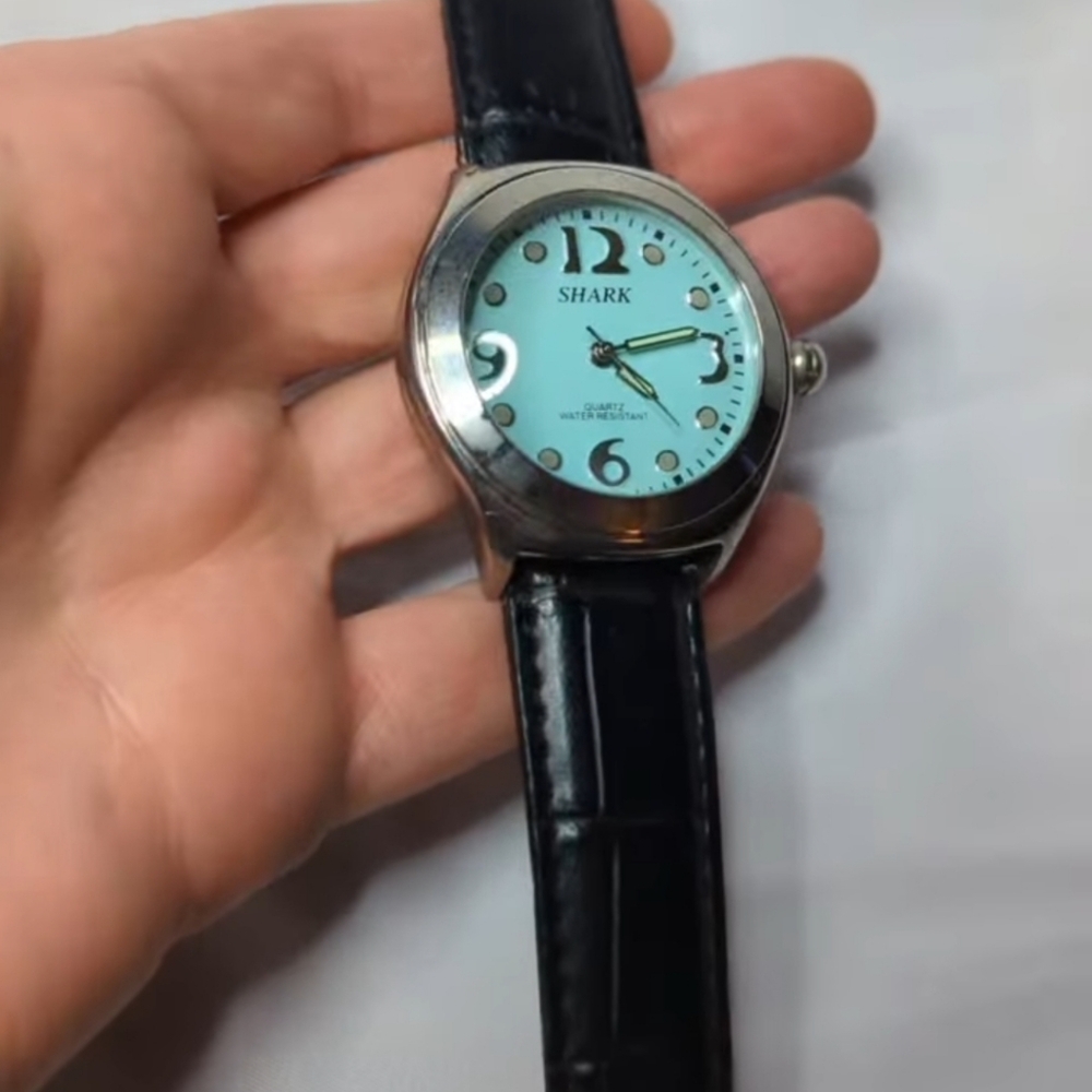 Mens "Shark" Watch